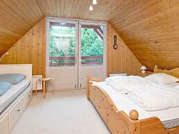 5 Person Holiday Home in Ebeltoft-by Traum