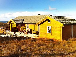 Holiday Home in Dyrvik