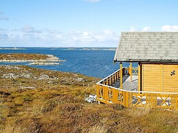 Holiday Home in Dyrvik