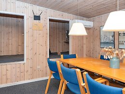 10 Person Holiday Home in Ebeltoft-by Traum