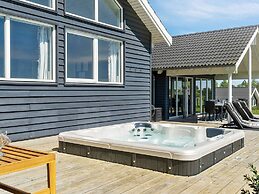 5 Star Holiday Home in Vejby