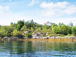 5 Person Holiday Home in Gurskoy