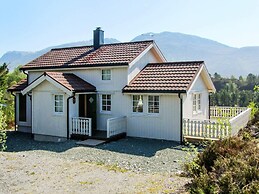 5 Person Holiday Home in Gurskoy