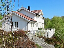 5 Person Holiday Home in Gurskoy