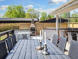 10 Person Holiday Home in Glesborg-by Traum