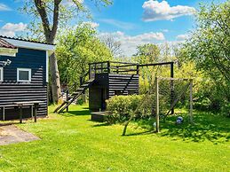 10 Person Holiday Home in Glesborg-by Traum