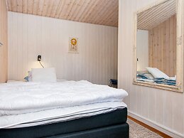 10 Person Holiday Home in Glesborg-by Traum