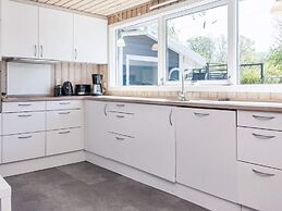 10 Person Holiday Home in Glesborg-by Traum