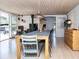 10 Person Holiday Home in Glesborg-by Traum