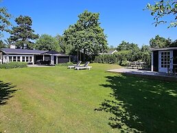 Exquisite Holiday Home in Gilleleje near Sea