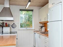 6 Person Holiday Home in Ulfborg