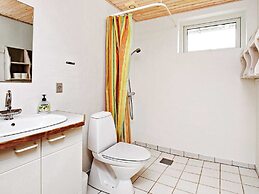 6 Person Holiday Home in Ulfborg