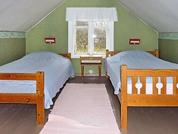5 Person Holiday Home in Kalvsvik