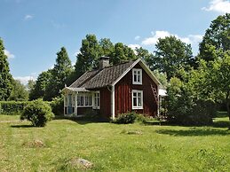 5 Person Holiday Home in Kalvsvik