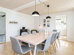 12 Person Holiday Home in Vestervig-by Traum