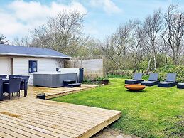 12 Person Holiday Home in Vestervig-by Traum