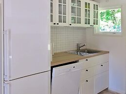 Tranquil Holiday Home in Hals near Beach