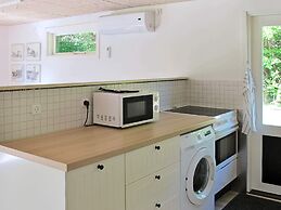 Tranquil Holiday Home in Hals near Beach