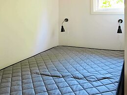 Tranquil Holiday Home in Hals near Beach