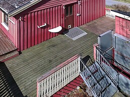 6 Person Holiday Home in Halsanaustan