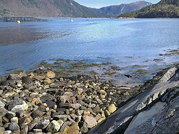 6 Person Holiday Home in Halsanaustan