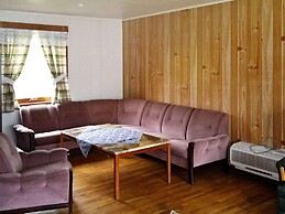 6 Person Holiday Home in Halsanaustan