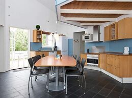 10 Person Holiday Home in Ebeltoft-by Traum