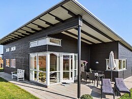 6 Person Holiday Home in Haderslev-by Traum