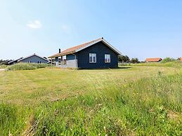 Cozy Holiday Home in Ulfborg near Sea