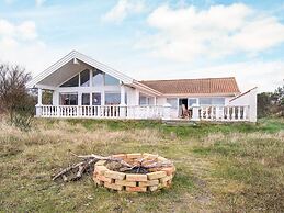 Pet-friendly Holiday Home in Sjællands Odde near Sea