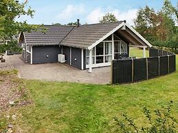 6 Person Holiday Home in Store Fuglede