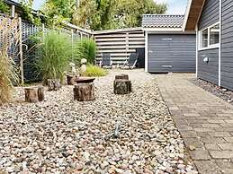 6 Person Holiday Home in Store Fuglede-by Traum