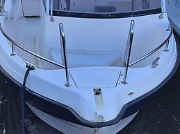 6 Person Holiday Home in Foldroyhamn