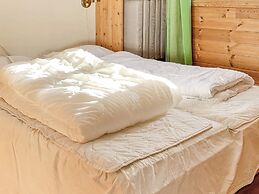 6 Person Holiday Home in Foldroyhamn