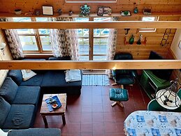 6 Person Holiday Home in Foldroyhamn