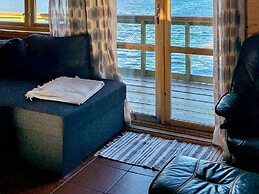 6 Person Holiday Home in Foldroyhamn