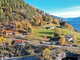 6 Person Holiday Home in Leikanger