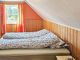 6 Person Holiday Home in Leikanger