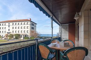 BAKIO BEACH II apartment by Aston Rentals