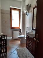 Magomadas Enjoy House