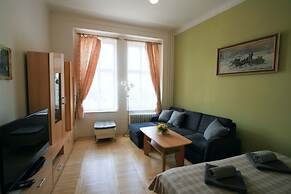 Apartment No. 4A I. P. Pavlova 32