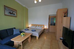 Apartment No. 4A I. P. Pavlova 32