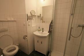 Apartment No. 4B I. P. Pavlova 32