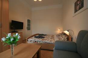 Apartment No. 4B I. P. Pavlova 32