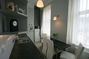 Apartment No. 4B I. P. Pavlova 32