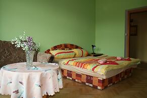 Apartment No. 15 I. P. Pavlova 34