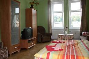 Apartment No. 15 I. P. Pavlova 34