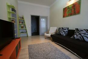 Apartment No. 21 I. P. Pavlova 34