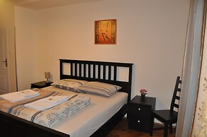 Apartment No. 40 Stará Louka 20
