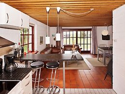 Charming Fjord Cottage-by Traum